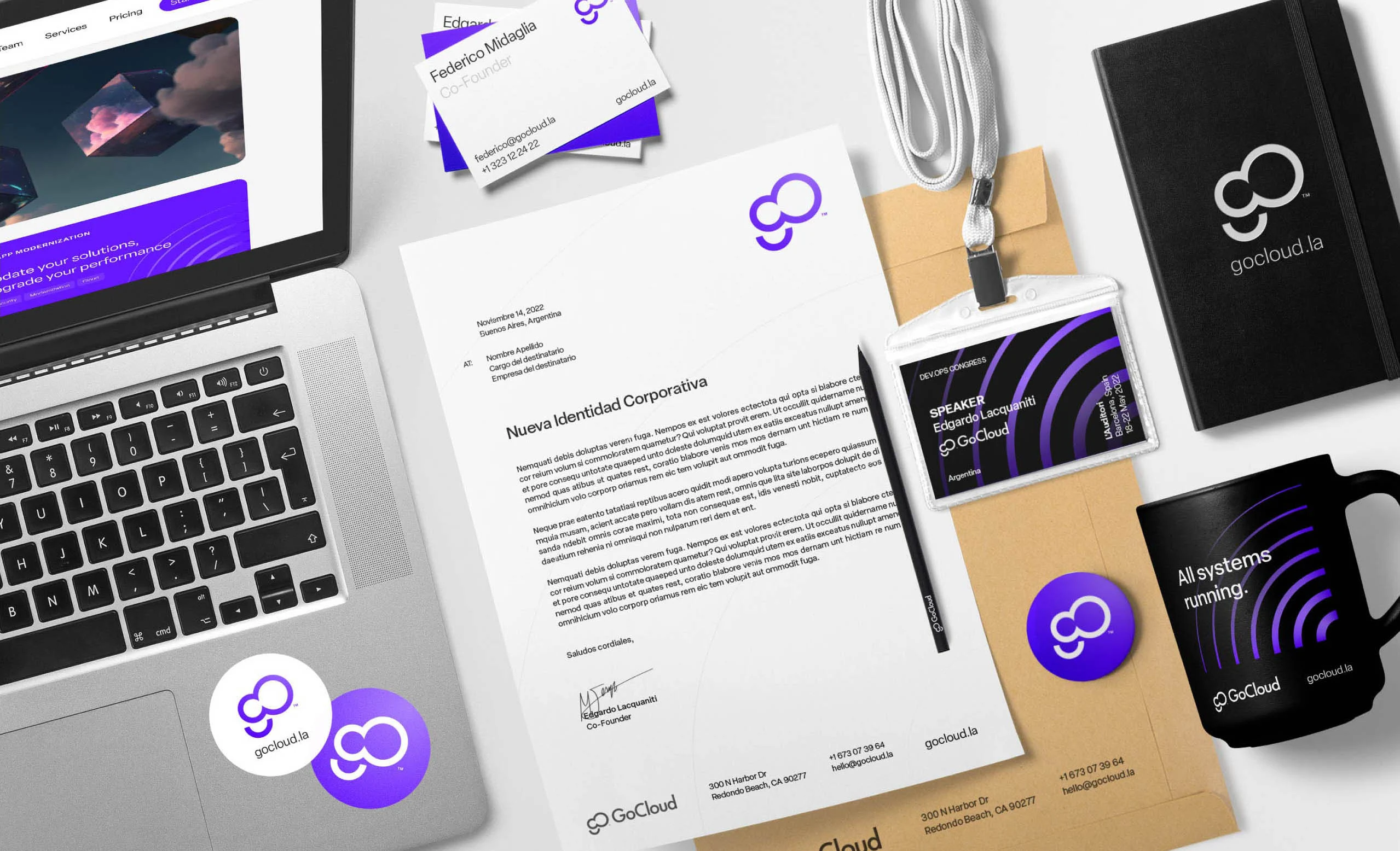 Identidad de GoCloud aplicada a papelería y materiales digitales